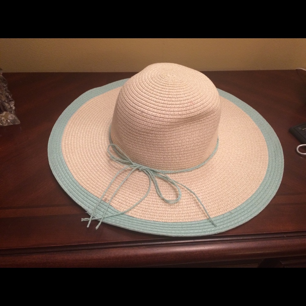 Sold on Macari-Big floppy beach hat